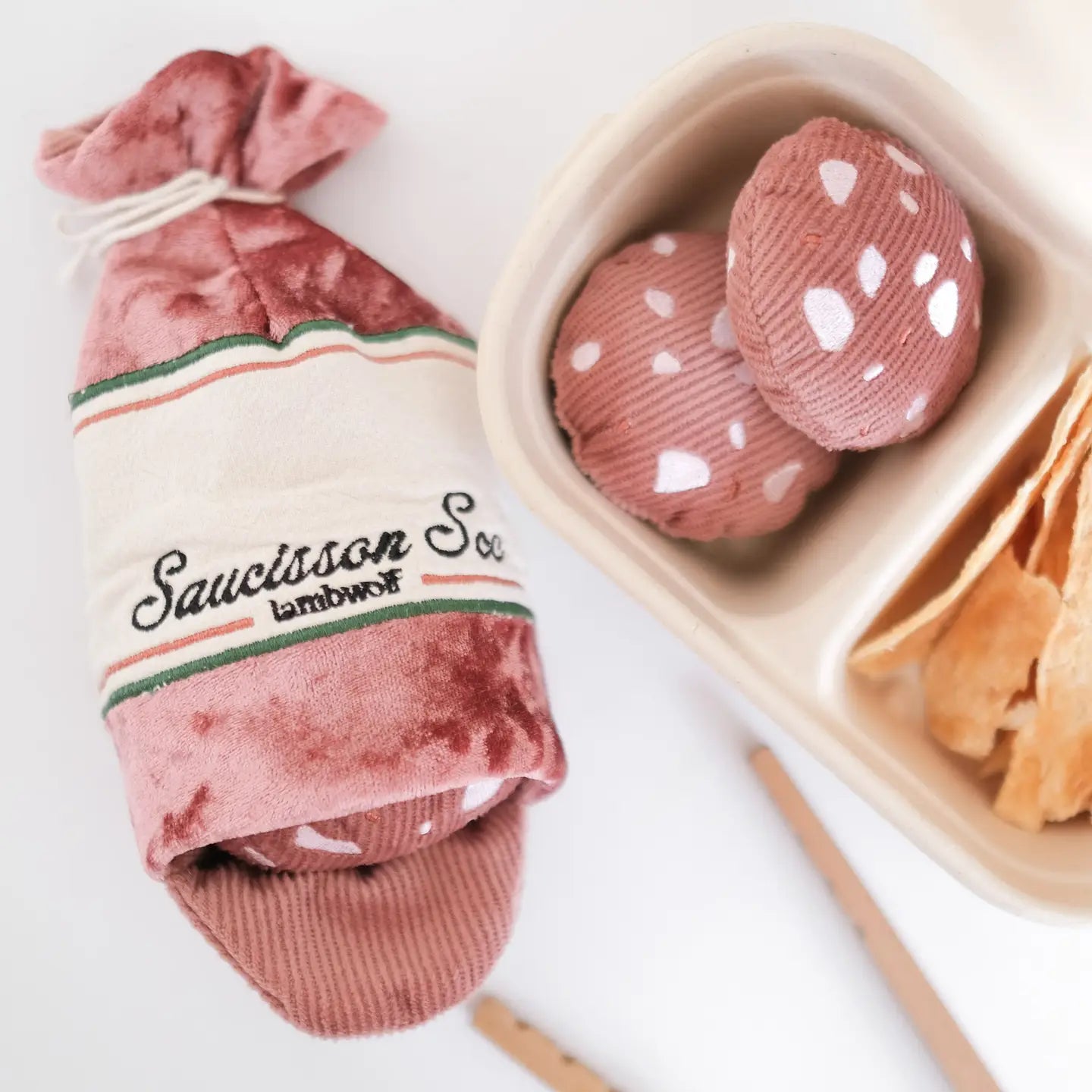 Lambwolf Collective - Saucisson Sec