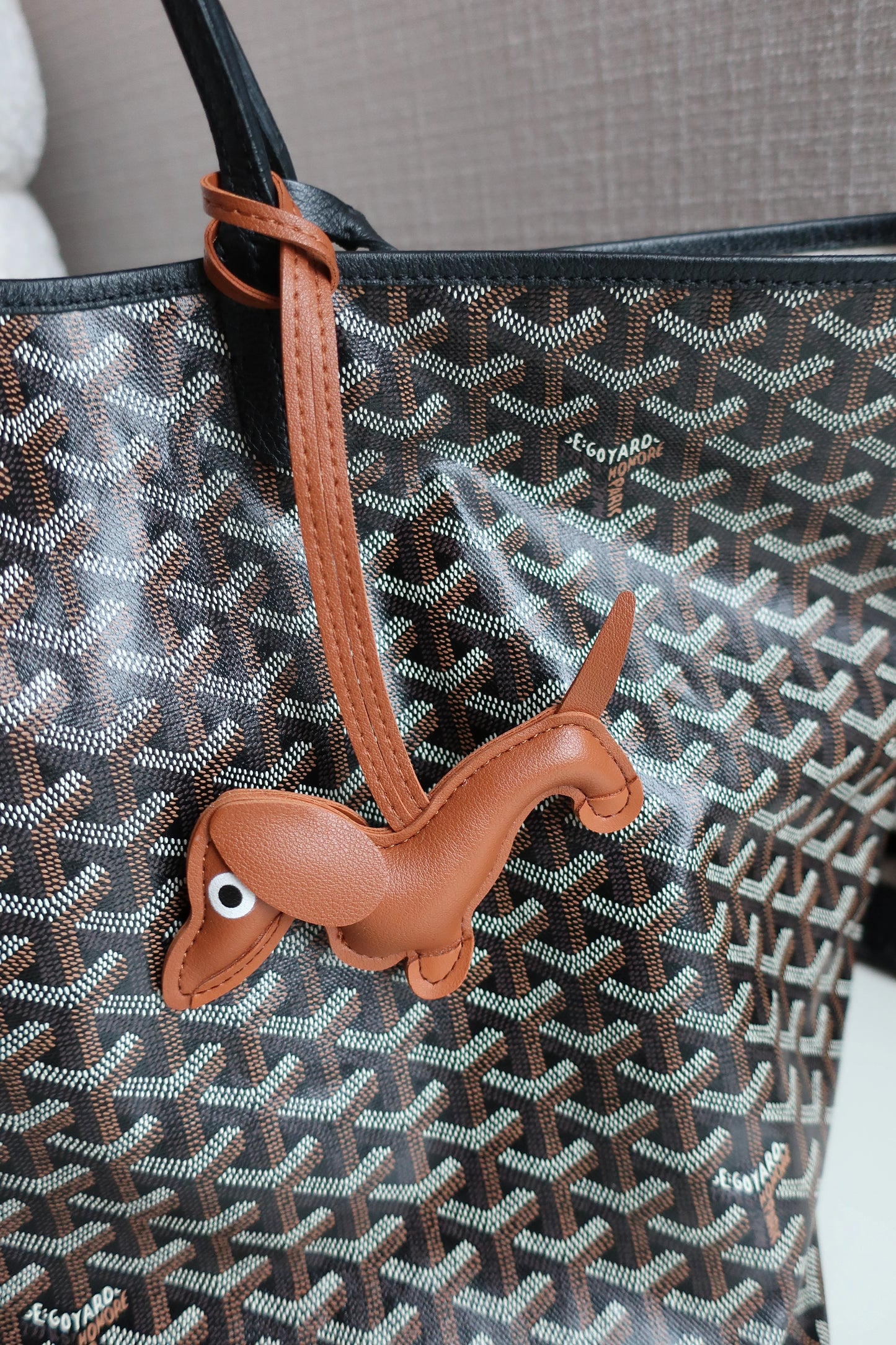 Woof & Wiggle Dachshund Charm